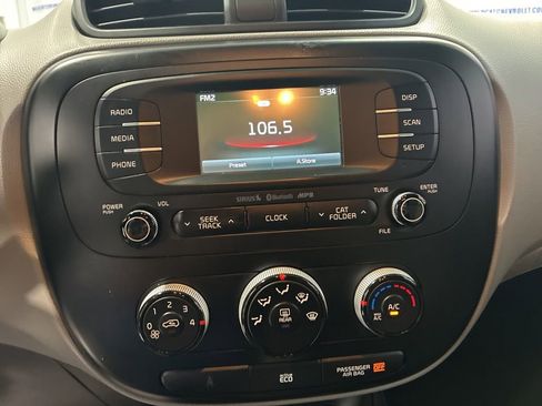 Used 2016 Kia Soul w/ Convenience Package image 25