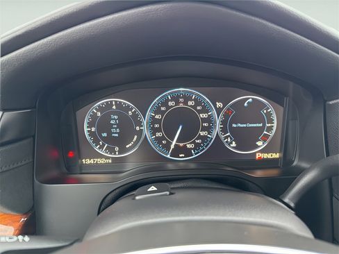 Used 2015 Cadillac Escalade Luxury image 31