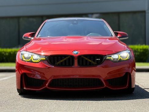 Used 2018 BMW M3 RWD image 11