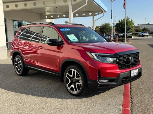 Used 2023 Honda Passport Elite image 3
