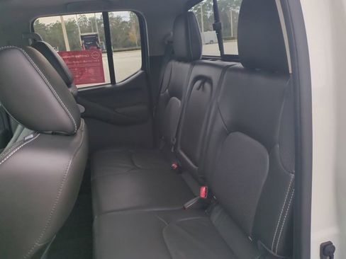 Certified 2021 Nissan Frontier PRO-4X w/ Pro-4x Utility Package image 14