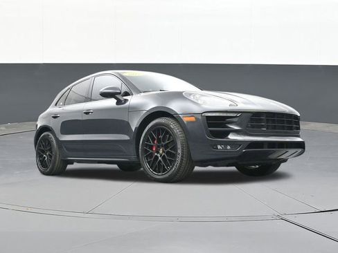 Used 2017 Porsche Macan GTS w/ Premium Package Plus image 55