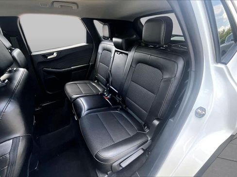Used 2023 Ford Escape SE FWD image 21