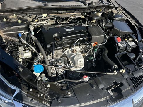 Used 2017 Honda Accord LX image 9