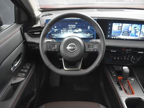 New 2026 Nissan Kicks SR w/ Illumination Package FWD image 13