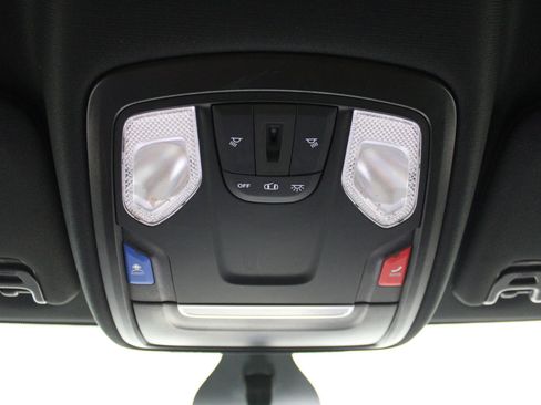 Used 2022 RAM 2500 Big Horn AWD/4WD image 34