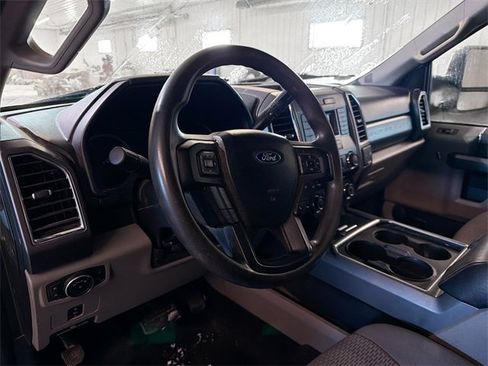 Used 2017 Ford F250 XLT w/ XLT Value Package image 8