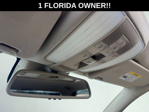 Used 2014 Mercedes-Benz E 350 Sedan image 46