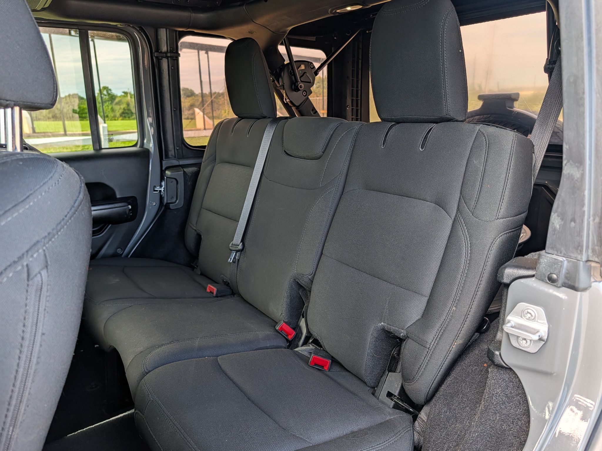 Used 2019 Jeep Wrangler Unlimited Sport S AWD/4WD image 20