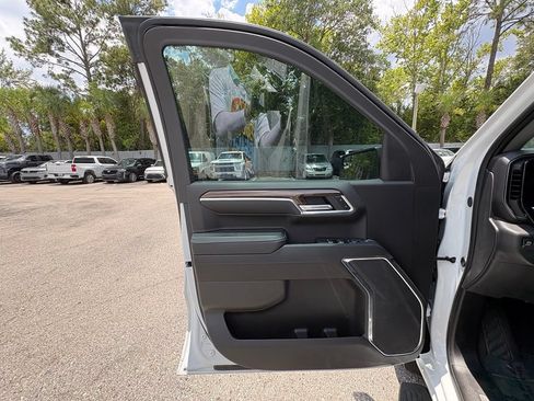 Used 2024 Chevrolet Silverado 1500 RST AWD/4WD image 38