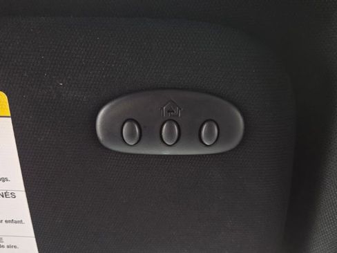 Used 2017 Lincoln MKZ Select image 25