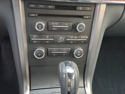 Used 2010 Lincoln MKZ FWD image 7