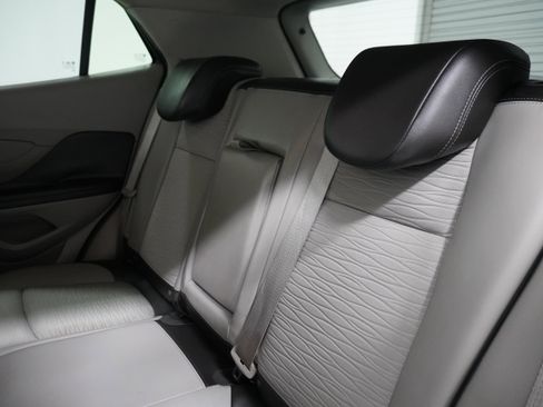 Used 2015 Buick Encore Convenience image 11