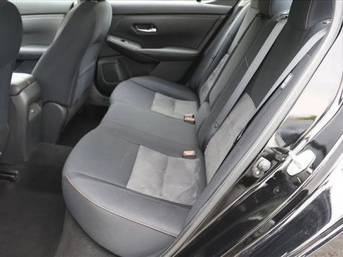 Used 2021 Nissan Sentra SR FWD image 22