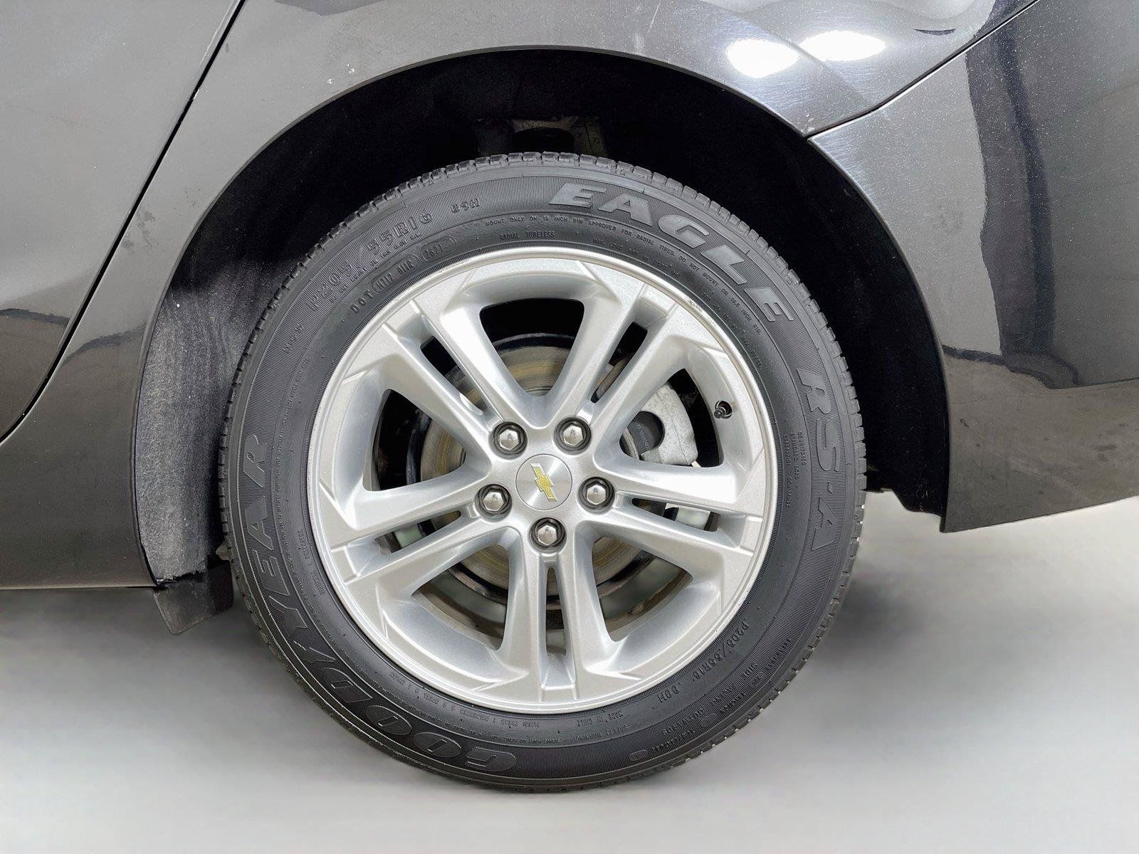 Used 2017 Chevrolet Cruze LT FWD image 27