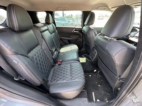 Used 2022 Mitsubishi Outlander SEL FWD image 11