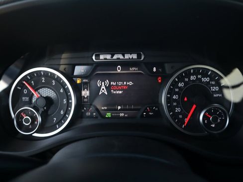 New 2026 RAM 1500 4x4 Crew Cab image 4