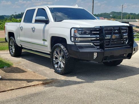 Used 2018 Chevrolet Silverado 1500 High Country AWD/4WD image 1