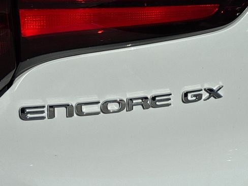 Certified 2026 Buick Encore GX Preferred w/ Comfort Package FWD image 9