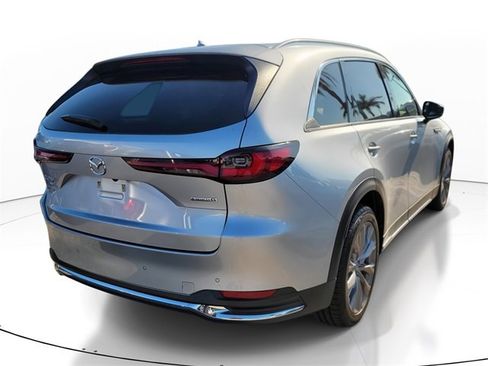 Used 2024 MAZDA CX-90 3.3 Turbo w/ Premium Package image 4