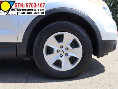 Used 2012 Ford Explorer 4WD w/ Class III Trailer Tow Pkg image 21
