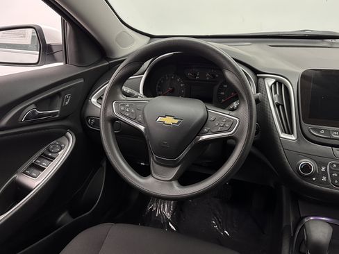 Used 2024 Chevrolet Malibu LT image 26