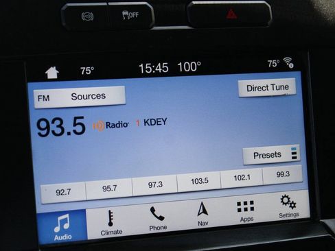 Used 2017 Ford F350 Lariat w/ Chrome Package image 27