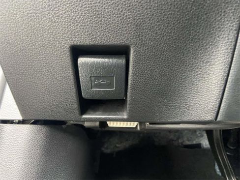 Used 2023 Toyota Corolla LE image 26