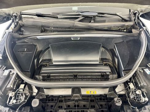 Used 2025 Mercedes-Benz EQS 580 4MATIC SUV w/ Exclusive Trim Package image 39