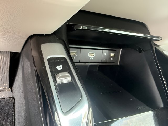 Used 2022 Kia Sorento SX AWD/4WD image 23