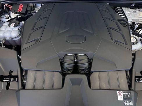 New 2025 Porsche Cayenne Turbo image 60