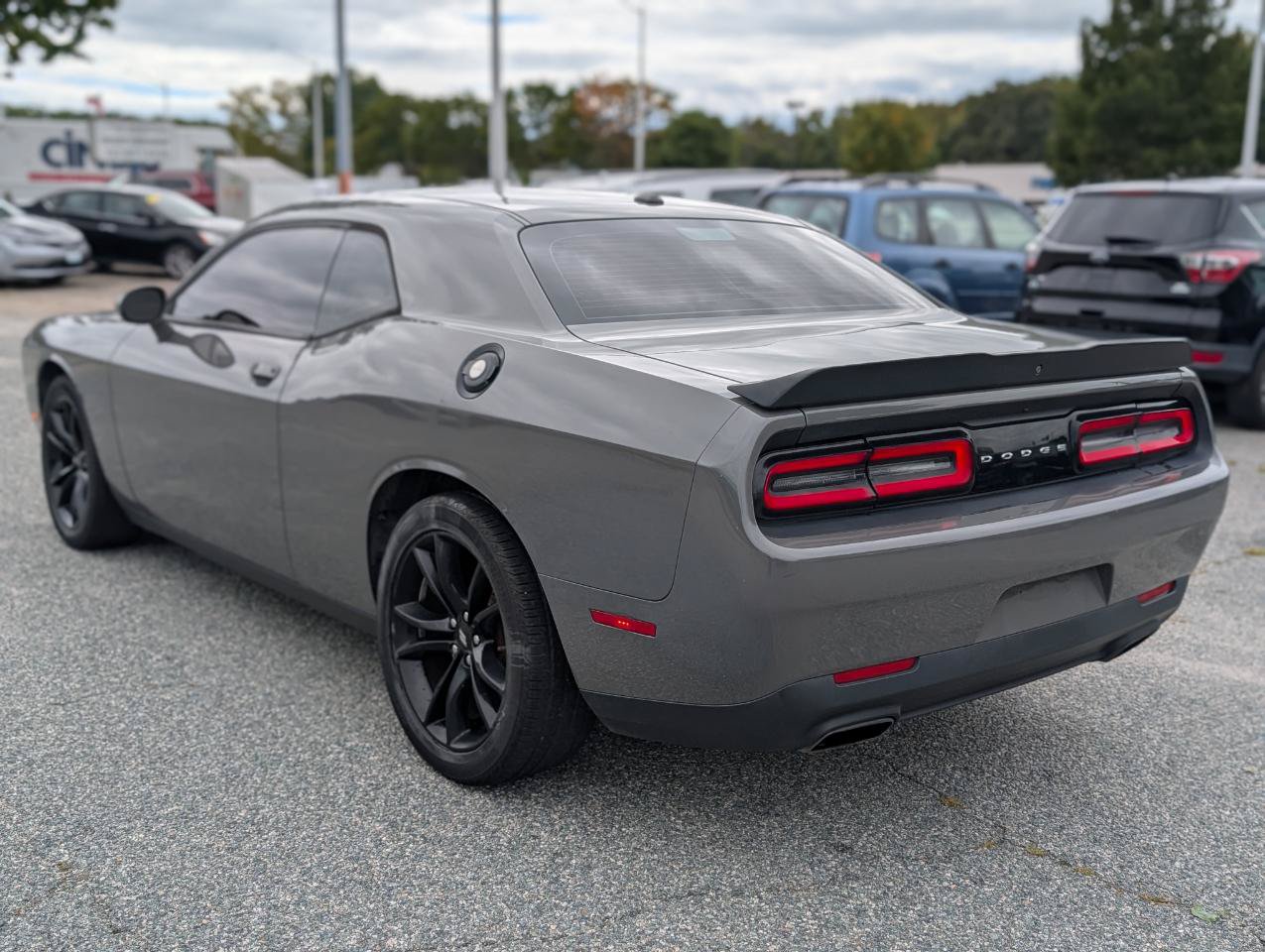 Used 2018 Dodge Challenger SXT w/ Blacktop Package RWD image 4