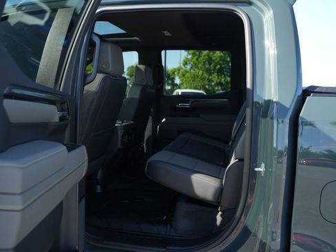 Used 2026 Chevrolet Silverado 1500 ZR2 w/ Dark Appearance Package AWD/4WD image 16