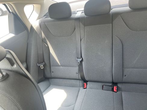 Used 2025 Kia K4 LXS FWD image 38