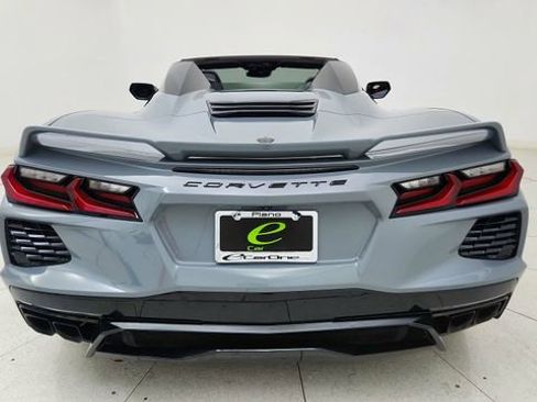 Used 2024 Chevrolet Corvette Stingray Preferred Conv w/ Z51 Performance Package RWD image 5