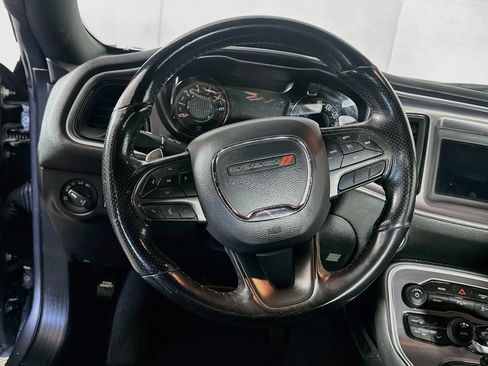 Used 2019 Dodge Challenger GT w/ Blacktop Package AWD/4WD image 17