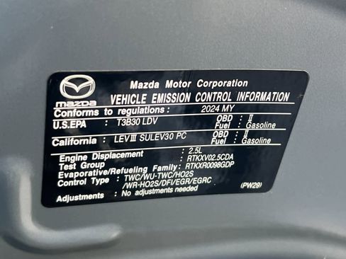 Used 2024 MAZDA MAZDA3 s image 27