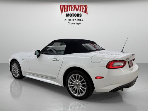 Used 2018 FIAT 124 Spider Classica w/ Technology Group image 4