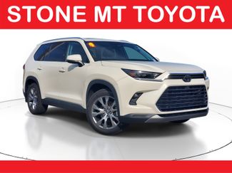 Used 2024 Toyota Grand Highlander Limited video 1