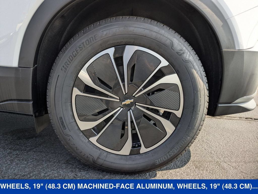 New 2025 Chevrolet Blazer EV LT AWD/4WD image 9