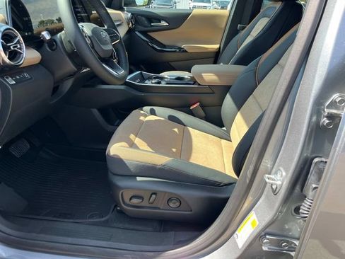 New 2026 Chevrolet Equinox ACTIV w/ Convenience Package III image 24