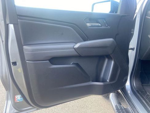 Used 2023 Chevrolet Colorado LT w/ LT Convenience Package image 22