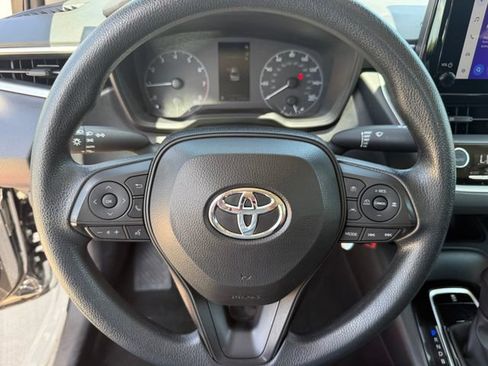 Used 2024 Toyota Corolla LE FWD image 13