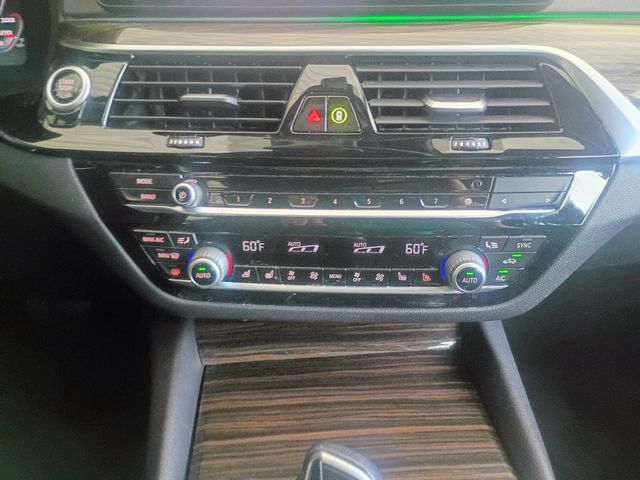 Used 2021 BMW 540i RWD image 40