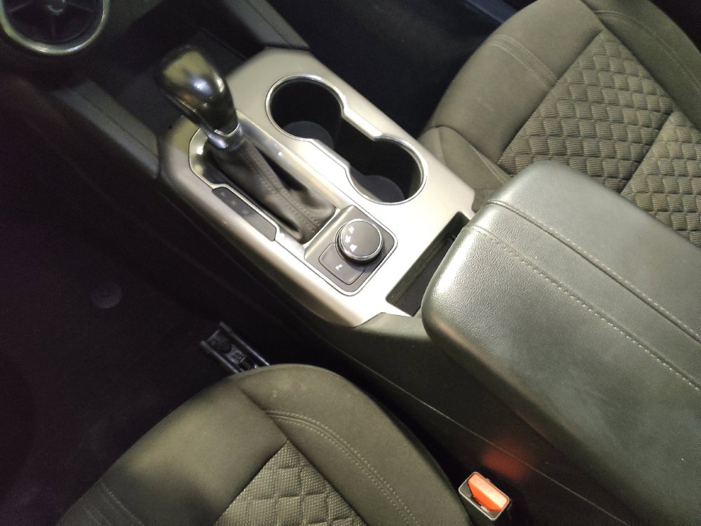 Used 2019 Chevrolet Blazer LT FWD image 26
