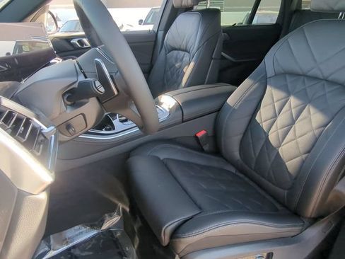 Used 2026 BMW X5 xDrive40i w/ Executive Package AWD/4WD image 17