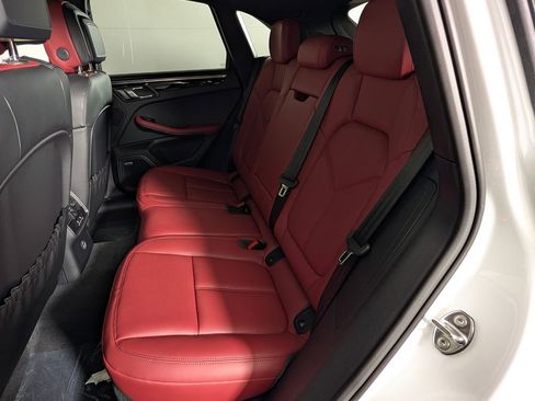 New 2026 Porsche Macan image 24