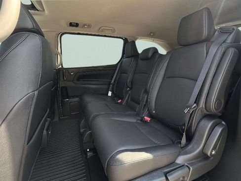 Certified 2026 Honda Odyssey EX-L image 16