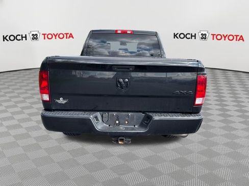 Used 2017 RAM 1500 Express w/ Black Ram 1500 Express Group AWD/4WD image 7