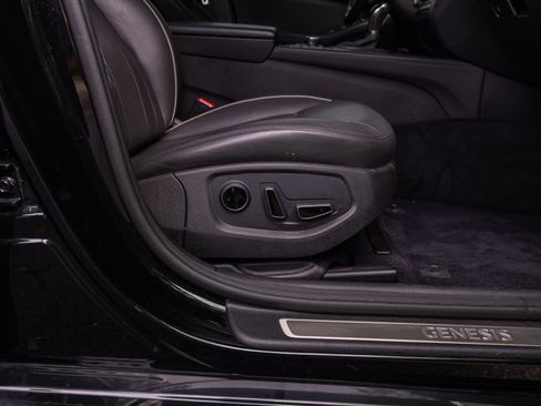 Used 2017 Genesis G80 5.0 Ultimate RWD image 65